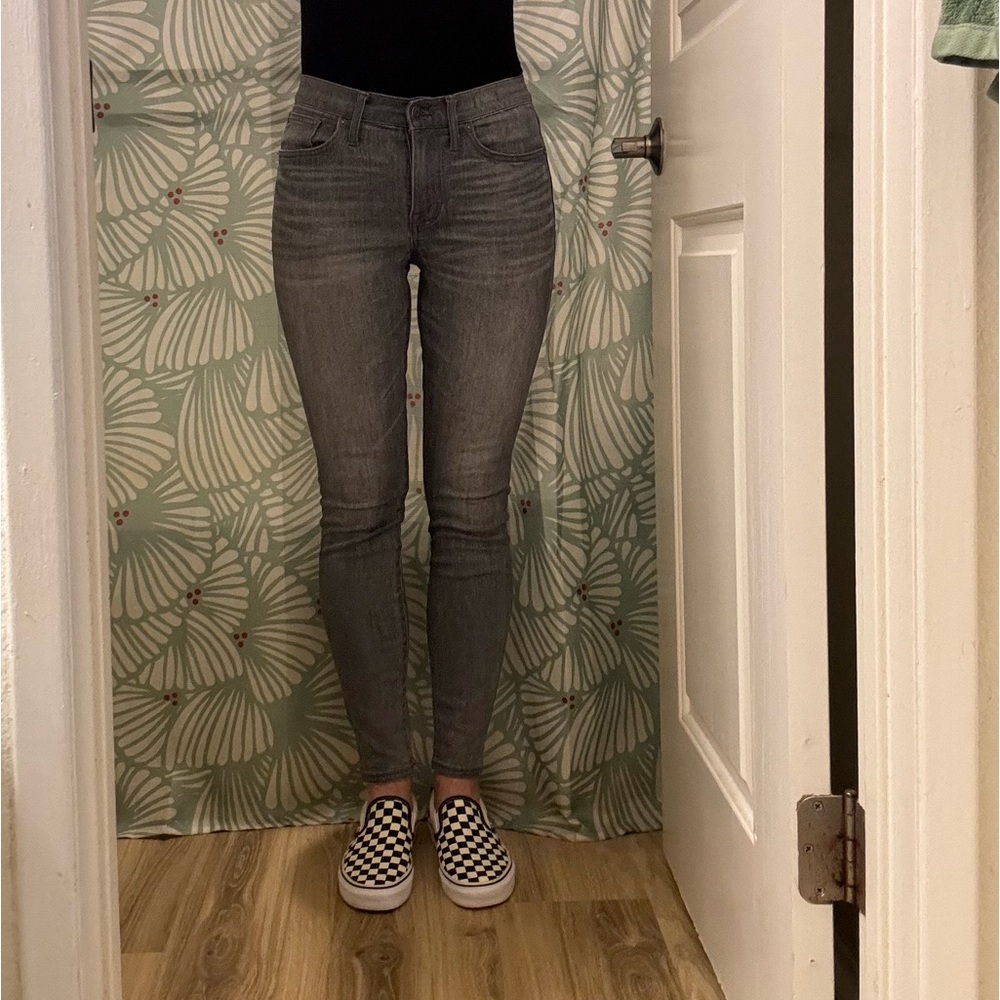 Madewell 9 inch high riser, gray jeans